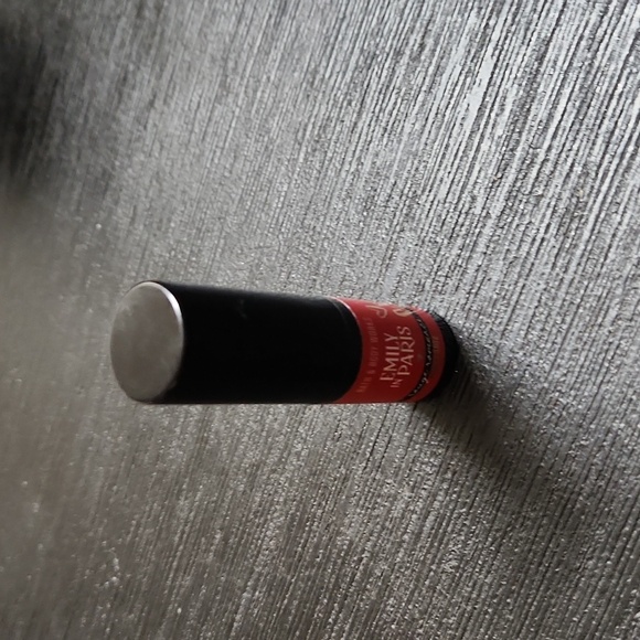 Bath & Body Works Emily in Paris Collection Rouge Romance Lipstik - Picture 4 of 5